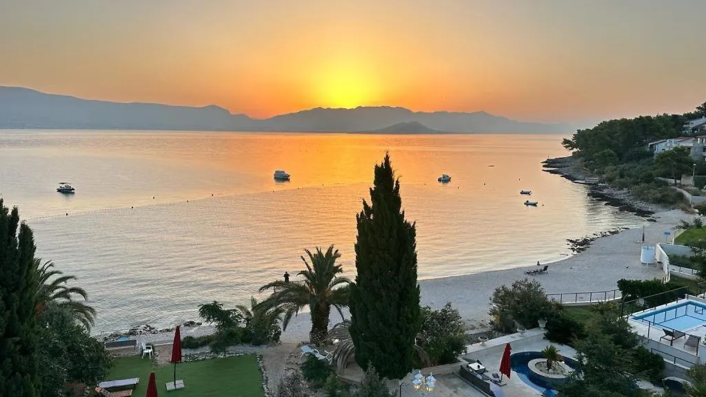 *** Hotel Vila Marco Polo Slatine Croatie
